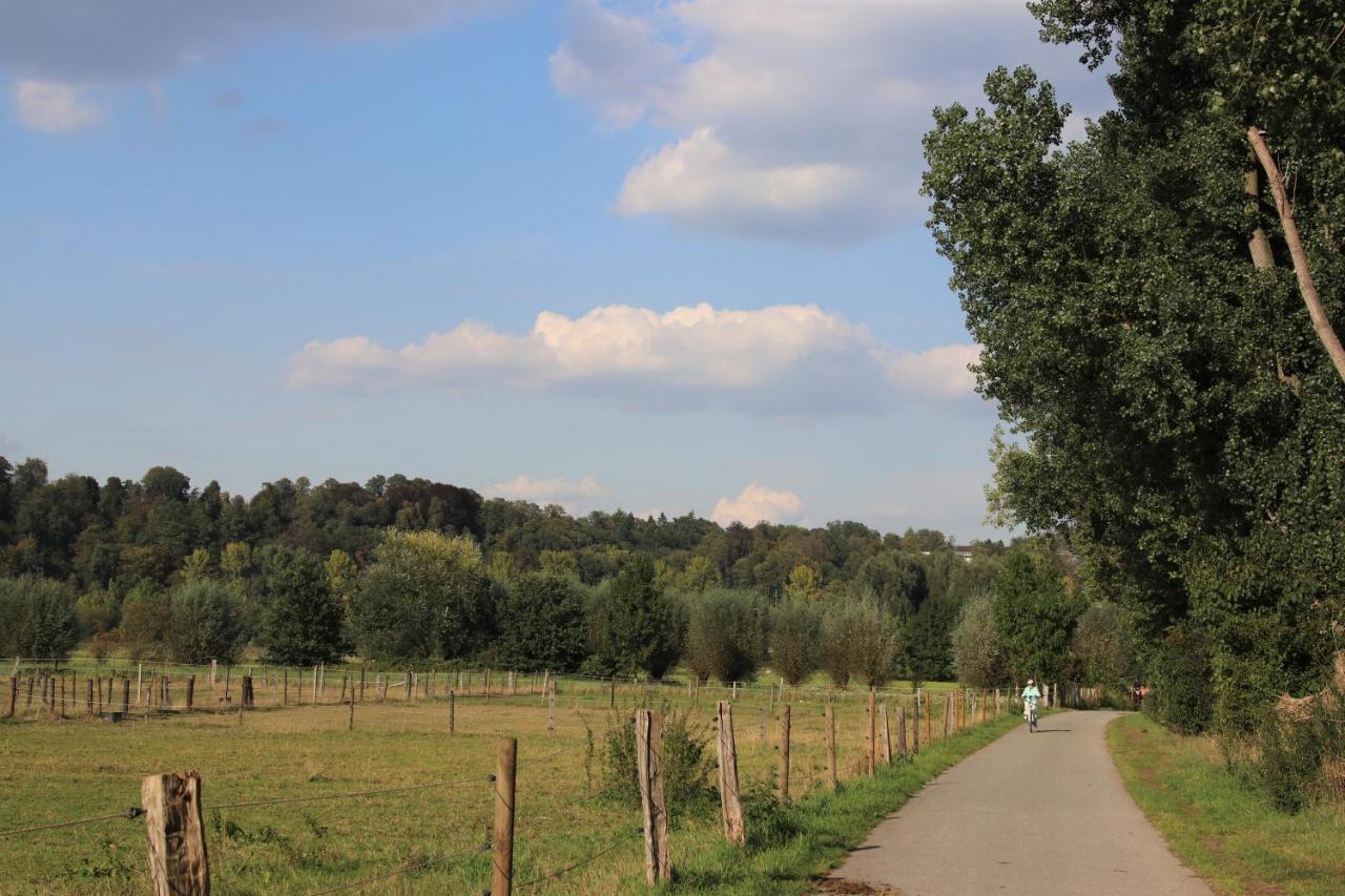 Ferienwohnung Villa Ruhr มึลไฮม์ อันแดร์ รัวร์ ภายนอก รูปภาพ
