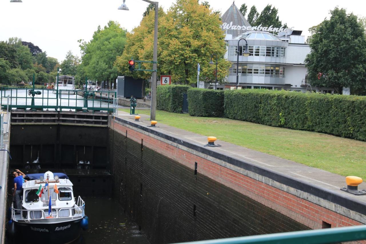Ferienwohnung Villa Ruhr มึลไฮม์ อันแดร์ รัวร์ ภายนอก รูปภาพ